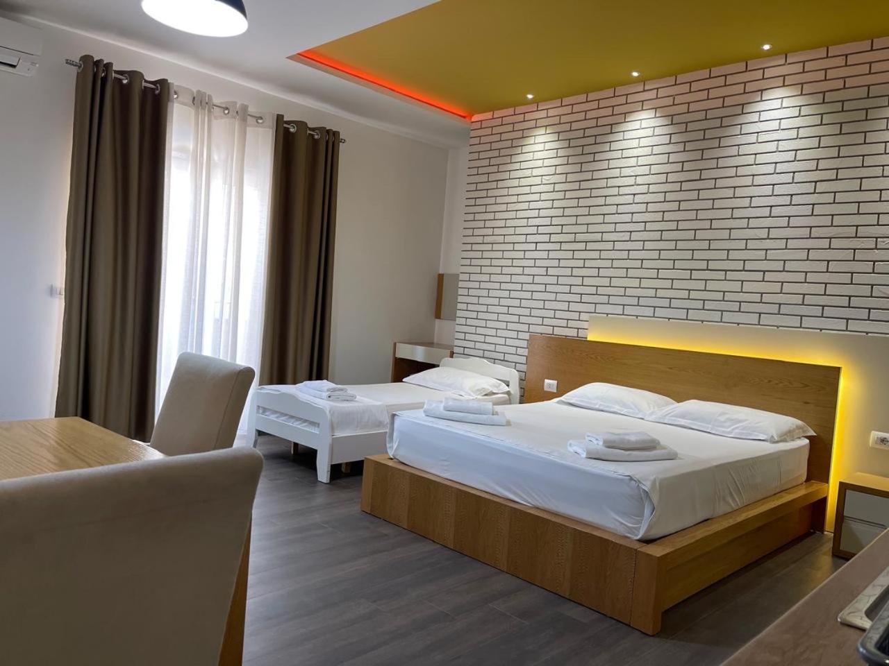 Sunrise Luxury Apartments Sarandë 外观 照片