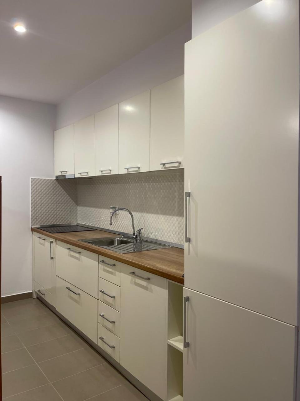 Sunrise Luxury Apartments Sarandë 外观 照片